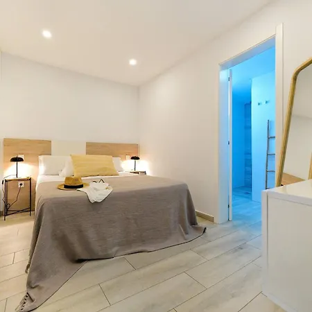 Deva Boutique * San Bartolomé